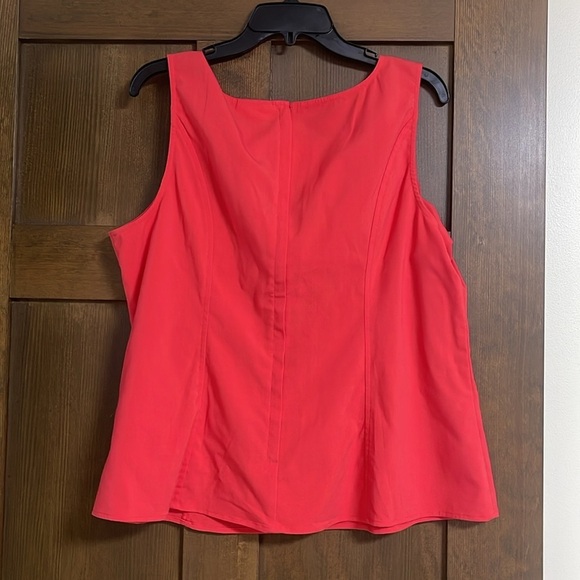 Modcloth Coral Scallop Cutout Boatneck Blouse Size 1X - Picture 6 of 7